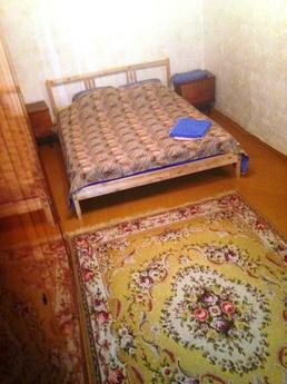 Bedroom at a good price, Rostov-on-Don - günlük kira için daire