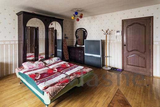 1 bedroom on the day of Karl Marx 10, Samara - günlük kira için daire