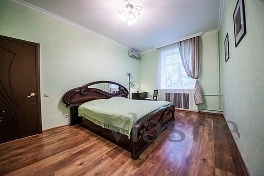 Luxurious 2 bedrooms. Apartment in the C, Krasnodar - günlük kira için daire