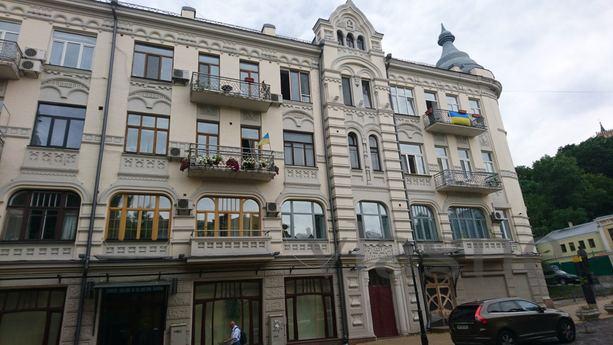 Impressive apartment in the center, Kyiv - günlük kira için daire