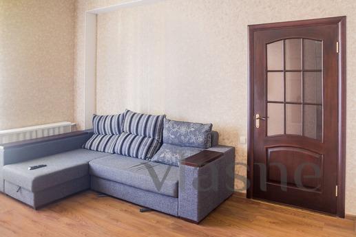 Daily 1-bedroom apartment in Simferopol, Simferopol - mieszkanie po dobowo