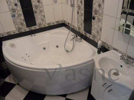 Apartment with Jacuzzi near the center, Saint Petersburg - apartment by the day