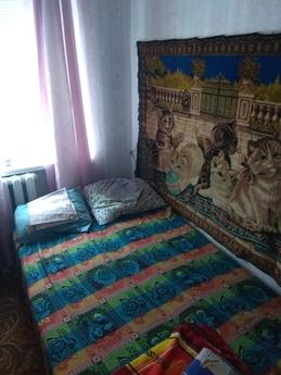 I rent a three-room apartment in Ochakov, Ochakiv - apartment by the day