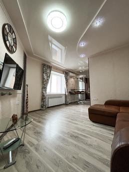 Apartment with jacuzzi CENTER, Poltava - mieszkanie po dobowo