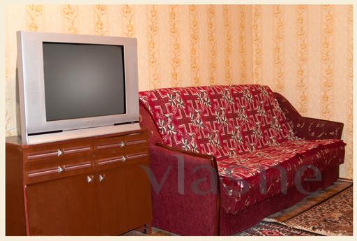 Rent 1st apartment a young couple on the, Voronezh - günlük kira için daire
