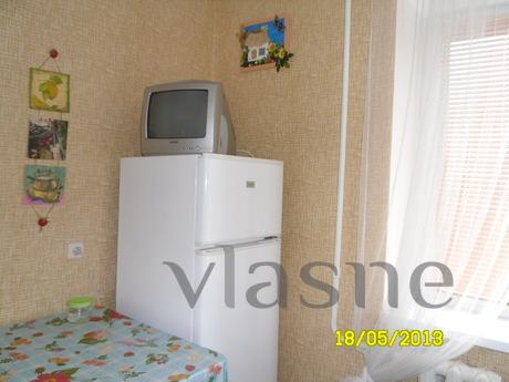 Cozy 2-rooms apartment, Krasnodar - günlük kira için daire
