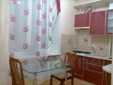 Comfortable 2 komn.kv. hourly, posuti, Volgograd - günlük kira için daire