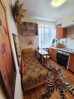 Mieszkanie na jeden dzień w centrum Równego, kolej!, Rivne - mieszkanie po dobowo