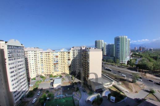 Gorgeous view from the 12th floor in Zha, Almaty - günlük kira için daire