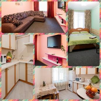 2 oda apartman, Top avenue A. Fields (cadde Kirov), Titov, B