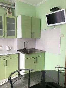 Rent an apartment with good repair, Nova Kakhovka - günlük kira için daire