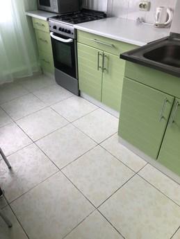 Rent an apartment with good repair, Nova Kakhovka - günlük kira için daire
