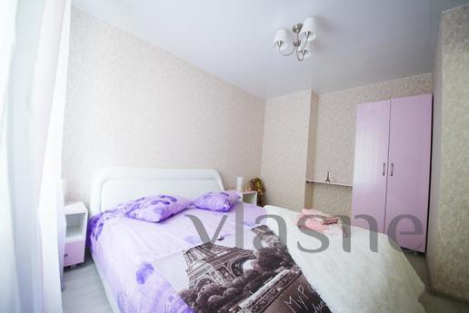 One bedroom apartment on Zarubina, Saratov - günlük kira için daire