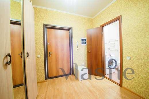 Apartment in a new house in the center o, Saratov - günlük kira için daire