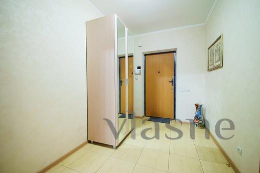 1-bedroom apartment on Sokolova, Saratov - günlük kira için daire