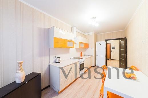 2-bedroom apartment in Radishcheva, Saratov - günlük kira için daire