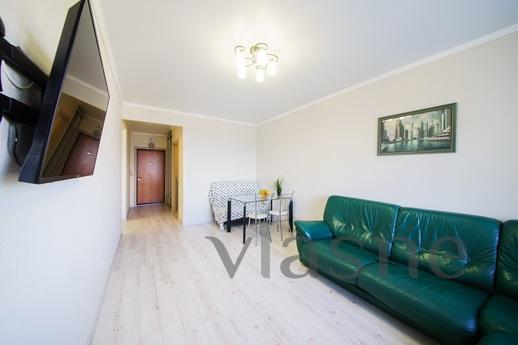 2 bedroom apartment on Sokolova., Saratov - apartment by the day