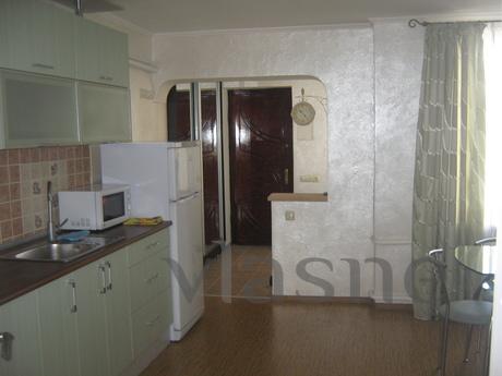 The apartment in the city center!, Odessa - apartment by the day
