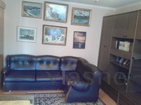 Clean, comfortable apartment in the city center. Near shops 