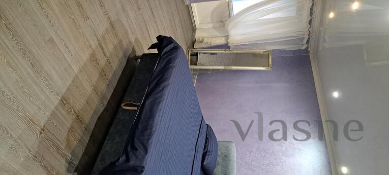 daily hourly in the center of Artema, Krivoy Rog - apartment by the day