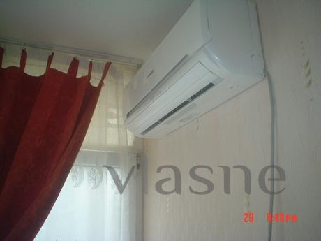 I hand-to a furnished apartment EVRO2012, Kyiv - günlük kira için daire