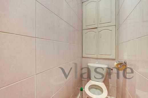 Spacious 2-bedroom apartment, Saint Petersburg - günlük kira için daire