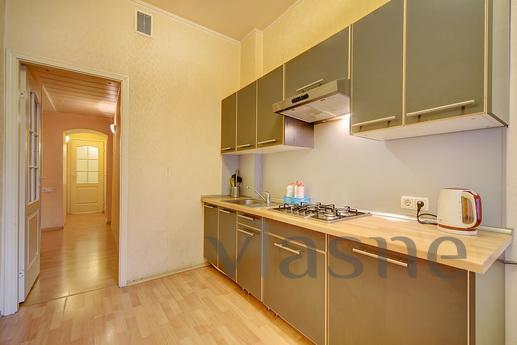 2-bedroom apartment on Rubinstein, Saint Petersburg - günlük kira için daire