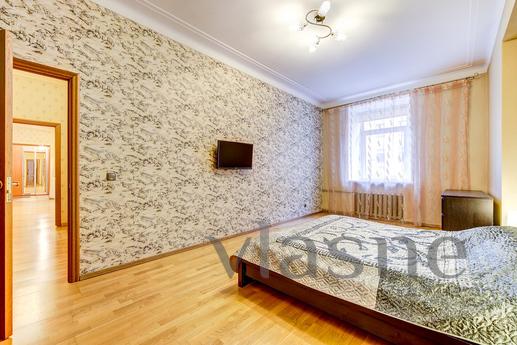 3-bedroom apartment in the center of St., Санкт-Петербург - квартира подобово