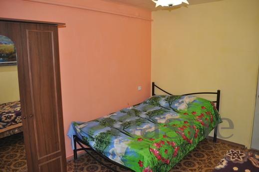 Deniz kenarında 2 yatak odalı daire kira, Feodosia - günlük kira için daire