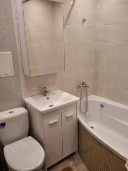 Newly renovated apartment in the center, Bakhmut (Artemivsk) - mieszkanie po dobowo