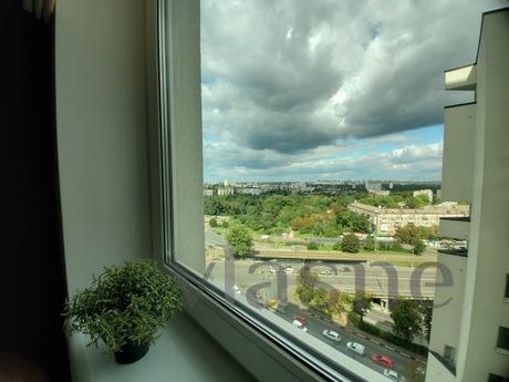Panoramik pencereli Beresteyskaya, Kyiv - günlük kira için daire