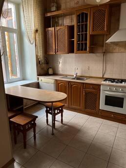 Велика 3 кімн.  БазарнаЦентрЛанжерон, Одесса - квартира посуточно