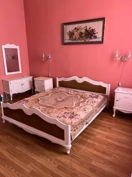 Велика 3 кімн.  БазарнаЦентрЛанжерон, Одесса - квартира посуточно