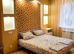 квартира посуточно улица Челюскинцев 140, Донецк