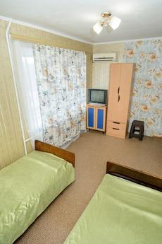 3 ROOM APARTMENT For rent in the center of Berdyansk. Near S