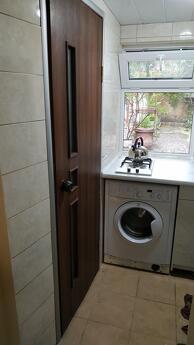 I am looking for an apartment for rent in the center of Odessa, Odessa - günlük kira için daire