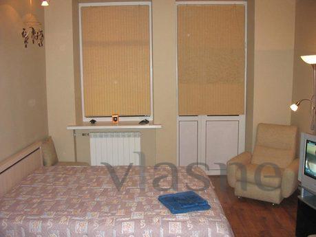 1-bedroom: Prymachenko Mary Boulevard 5, Kyiv - günlük kira için daire