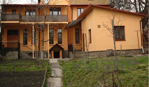 Zatishny house near the railway station, Lviv - günlük kira için daire