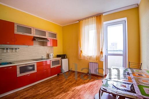 Bedroom with excellent repair., Yekaterinburg - günlük kira için daire