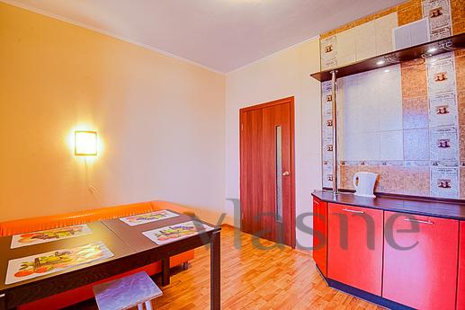 One bedroom apartment with a jacuzzi!, Yekaterinburg - günlük kira için daire