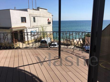 Элитный поселок Совиньон расположен он в 18 км от Одессы и к