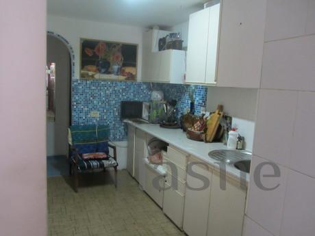 Rent a room to relax in a private home, Sevastopol - apartment by the day