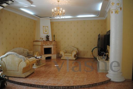The magnificent house by the sea!, Odessa - apartment by the day
