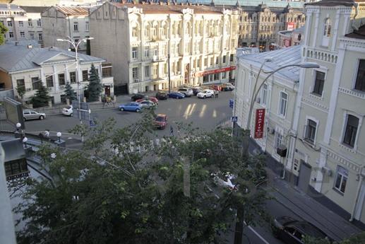 3-BR. VIP apartments in the heart, Kyiv - günlük kira için daire