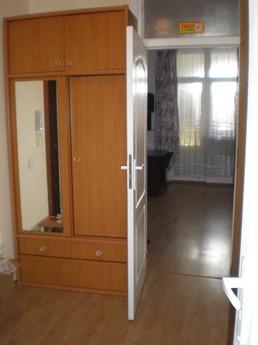 Rent your 1 / k on Omega, Sevastopol - günlük kira için daire