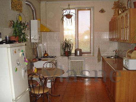 3 rooms apartment on Lukyanovka, Kyiv - günlük kira için daire