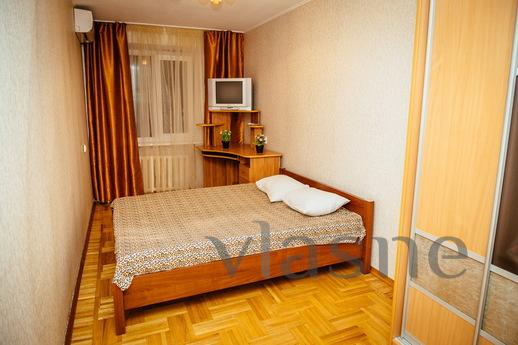 Trehkomn. in Rostov BTF Center Apartment, Ростов-на-Дону - квартира подобово