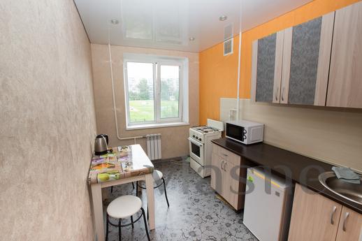 Cozy apartment with Euro renovation, Komsomolsk-on-Amur - günlük kira için daire
