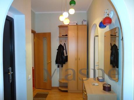 1 bedroom apartment 'de luxe', Kemerovo - günlük kira için daire