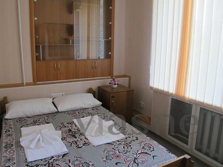 We rent cheap rooms, close to the train, Mykolaiv - günlük kira için daire